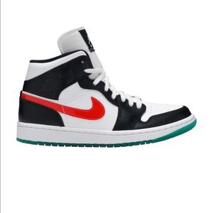 Wmns Air Jordan 1 Mid